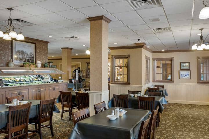Breakfast area
